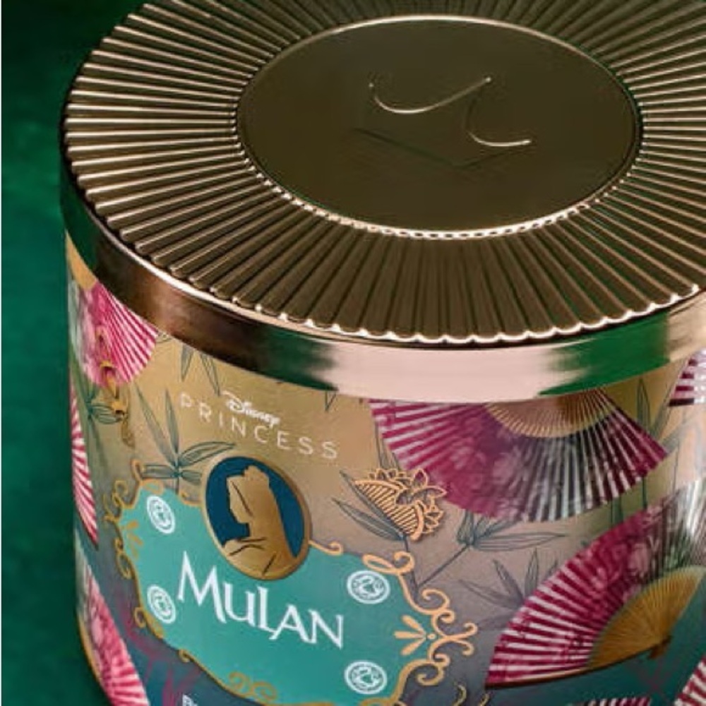 •Mulan• Bath & Body Works 3-Wick Soy Blend Wax Candle - Picture 2 of 4